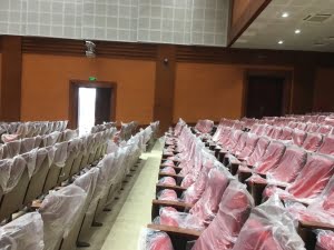 ghe hoi truong evo quan hong bang 56