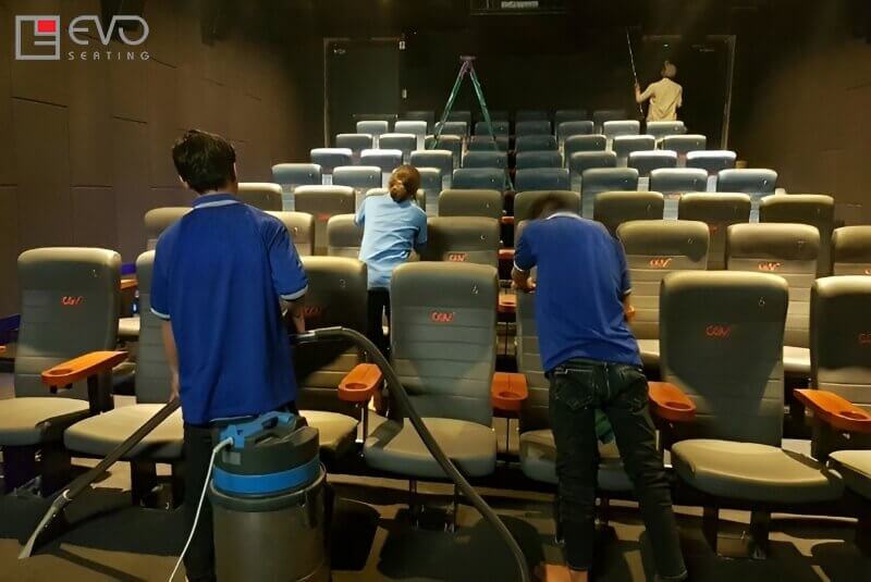 Quy cách vệ sinh ghế chiếu phim