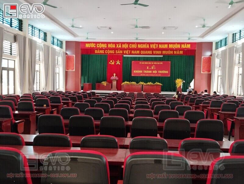 Hội trường UBND Thị trấn Đạo Đức
