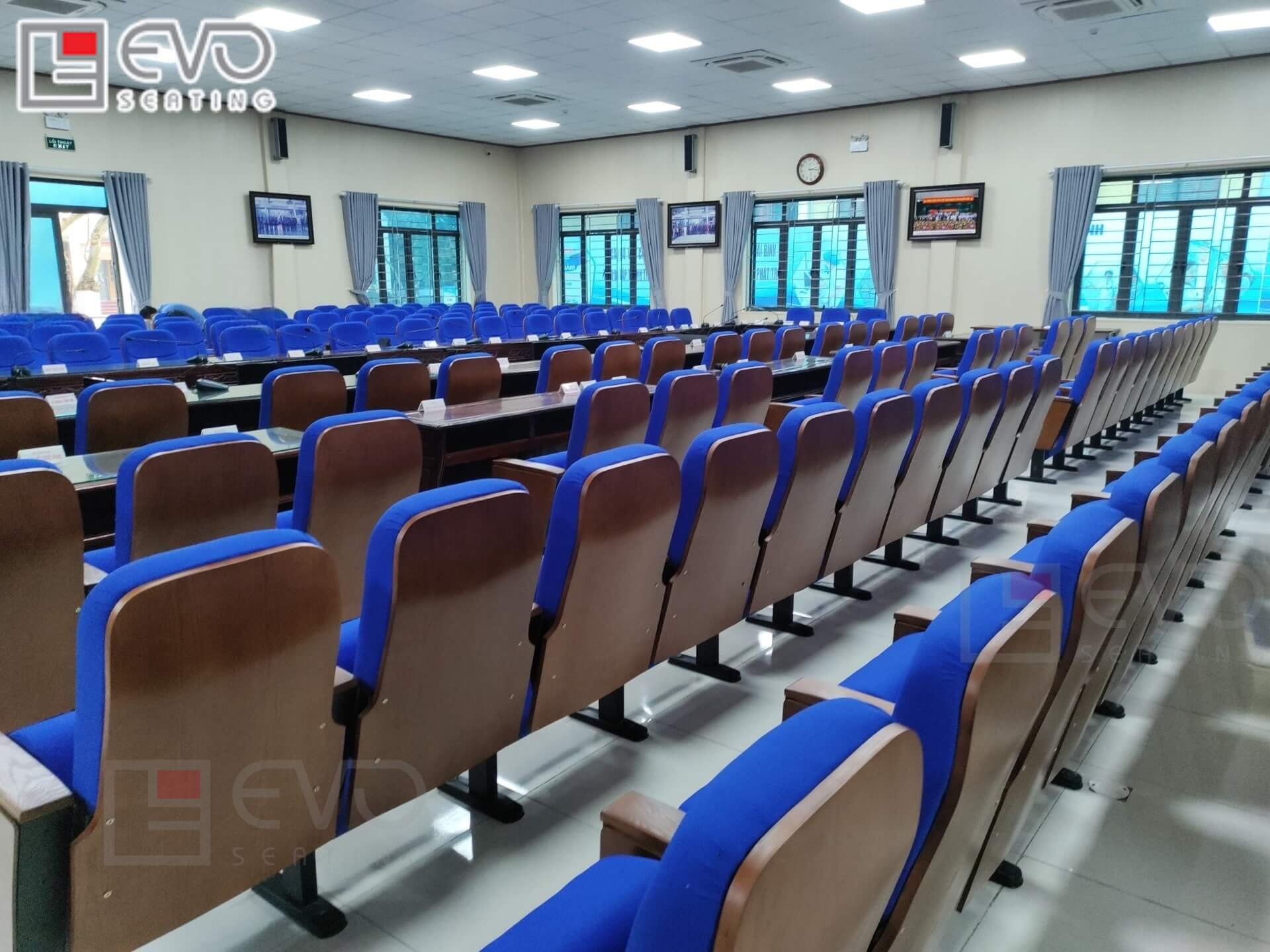 Hội trường Bệnh viện Đa khoa Thái Bình