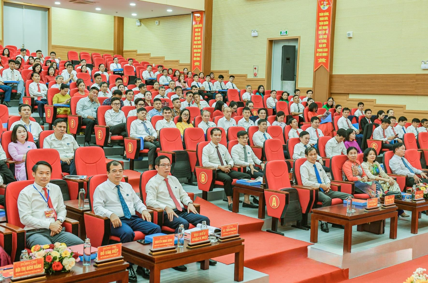 du an ubnd thi xa kinh mon 5